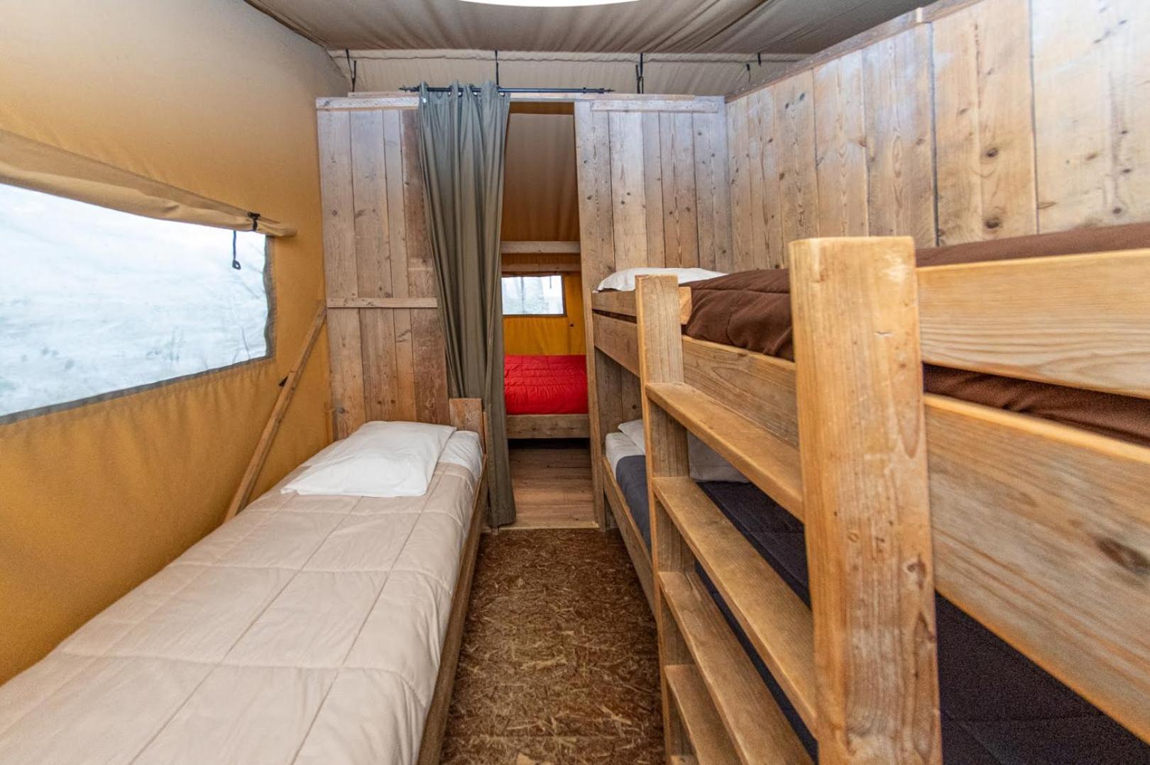 Camping Du Garlaban Обань Номер фото